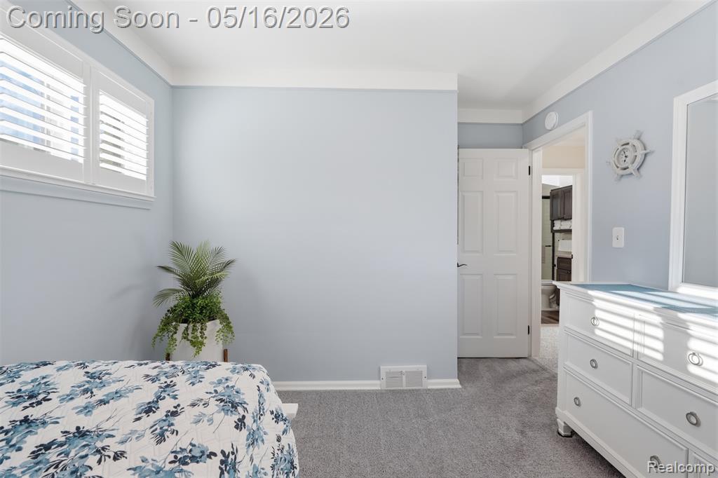 31710 Maplewood Street, Garden City, MI — Photo 13