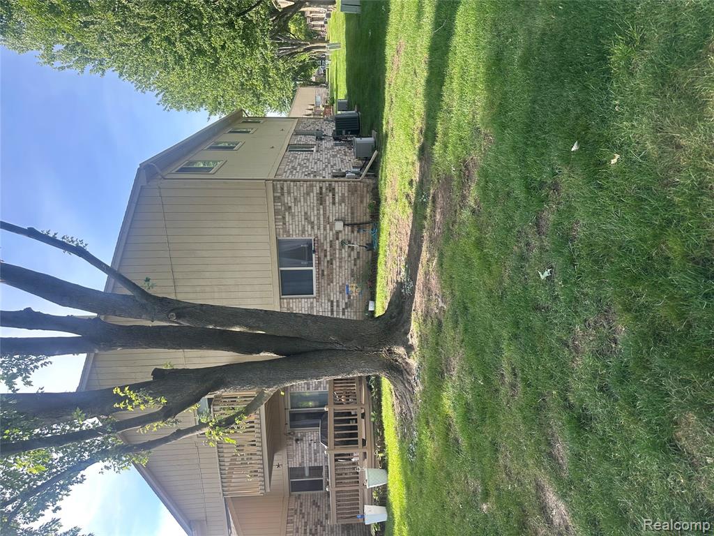 41460 Janet Circle, Clinton Twp, MI 48038 — Photo 22