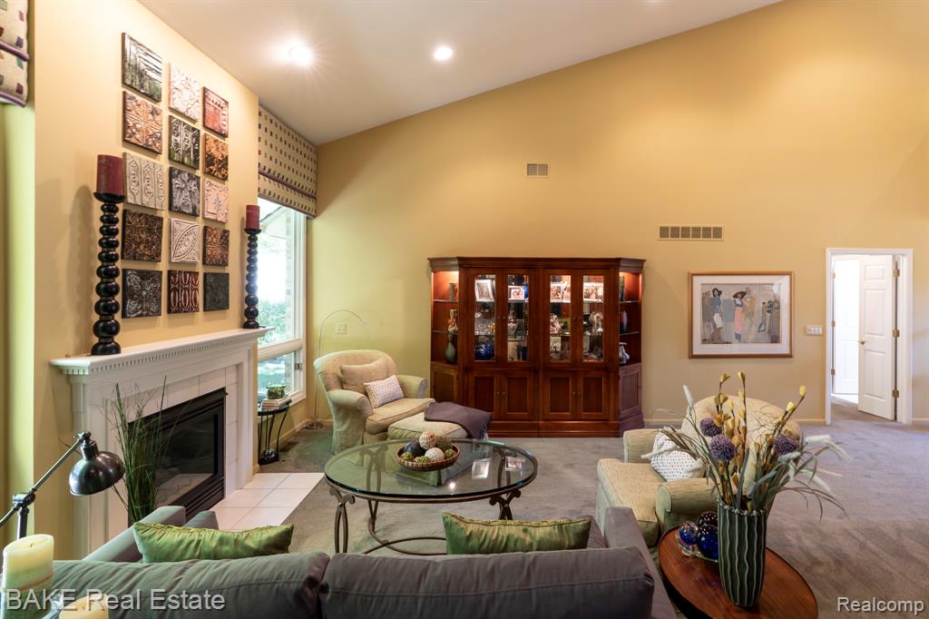 9407 Timberline Court, Plymouth, MI 48170 — Photo 9