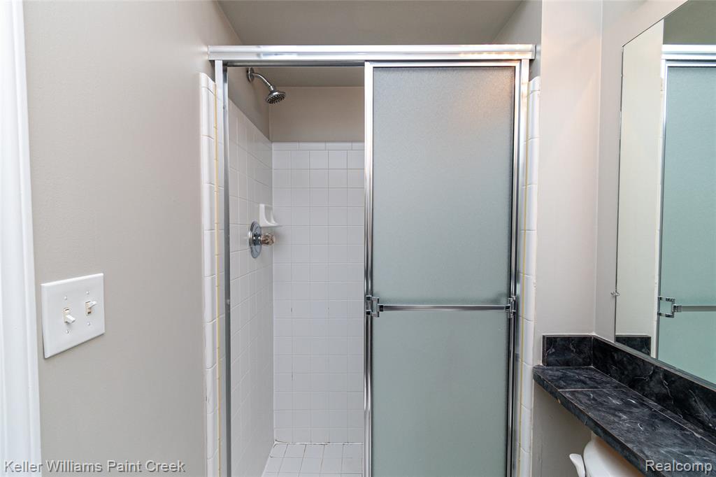 48619 Sugarbush Court, Shelby Twp, MI 48315 — Photo 22