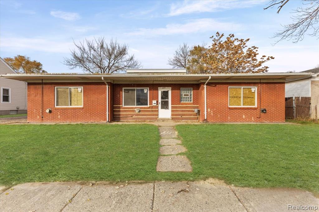 8225 Cadillac Avenue, Warren, MI 48089 — front exterior