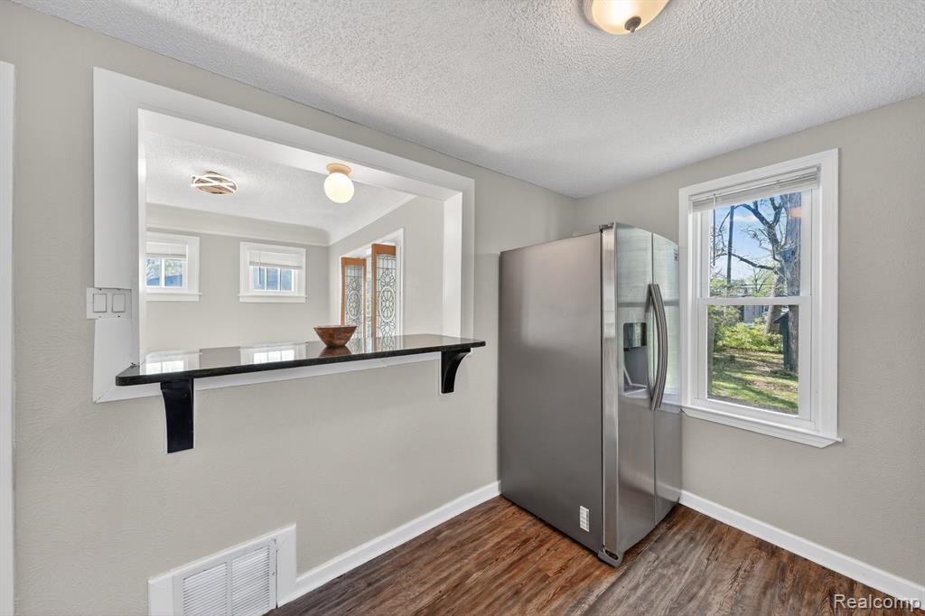 582 E Drayton Street, Ferndale, MI 48220 — Photo 17