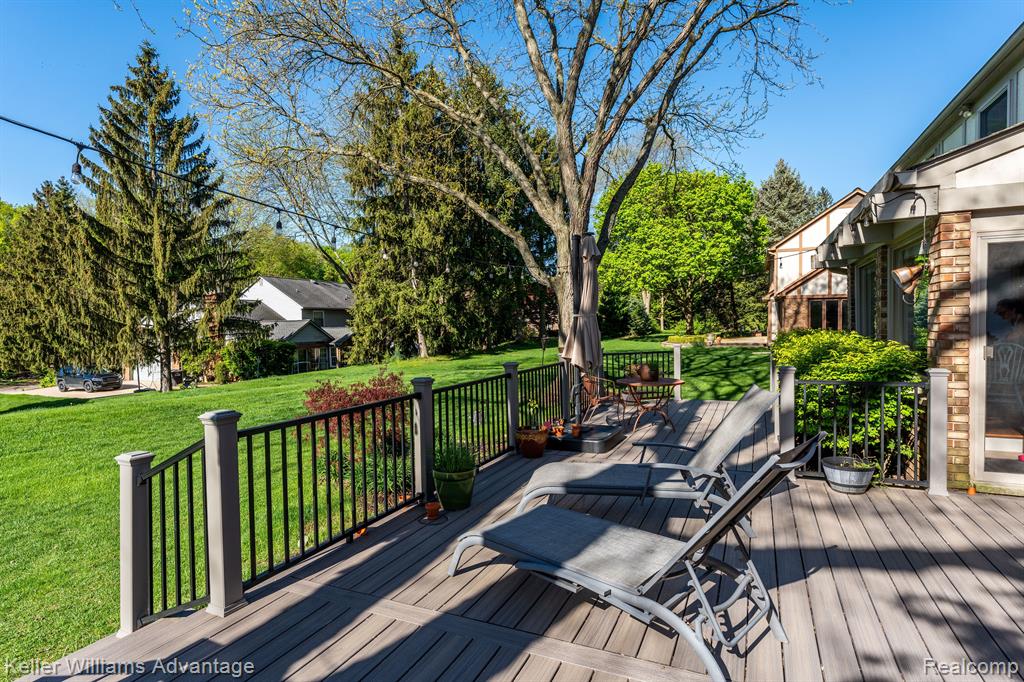 46603 Greenridge Drive, Northville, MI 48167 — Photo 52
