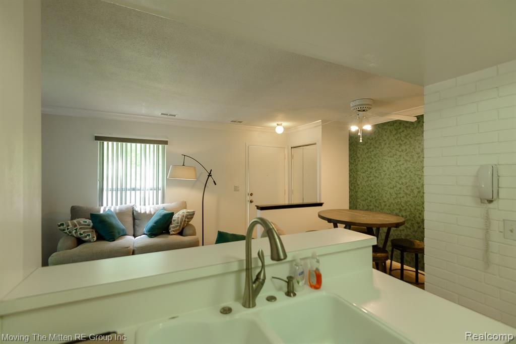 6908 W New Providence Way W, Canton, MI 48187 — Photo 12