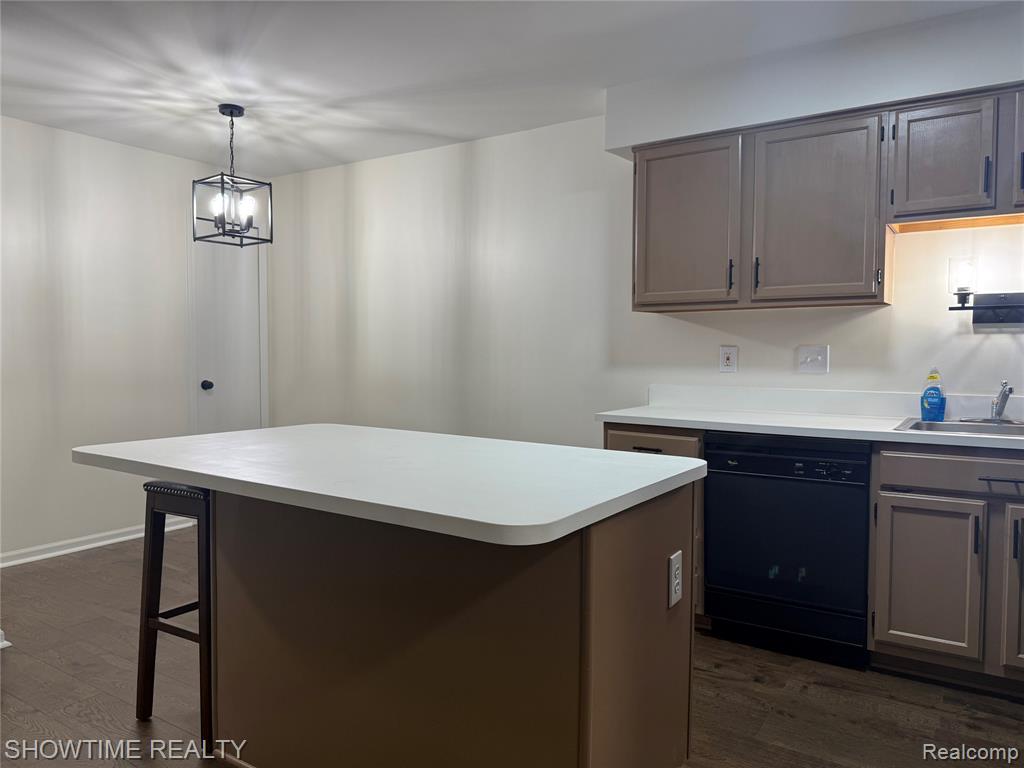 45204 Fryer Drive, Macomb, MI 48044 — Photo 14