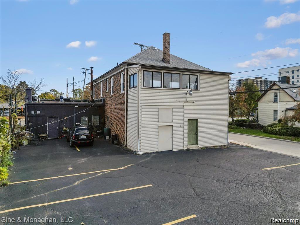 603 N MAIN Street, Royal Oak, MI 48067 — Photo 2