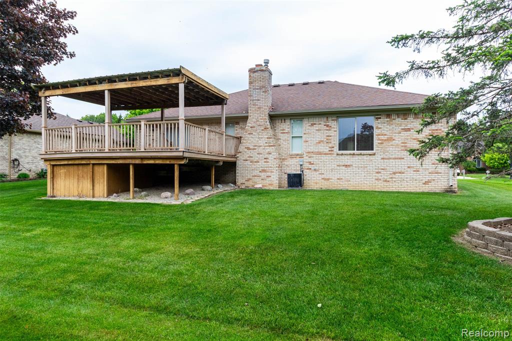 53395 Andrew Circle, New Baltimore, MI 48047 — Photo 35