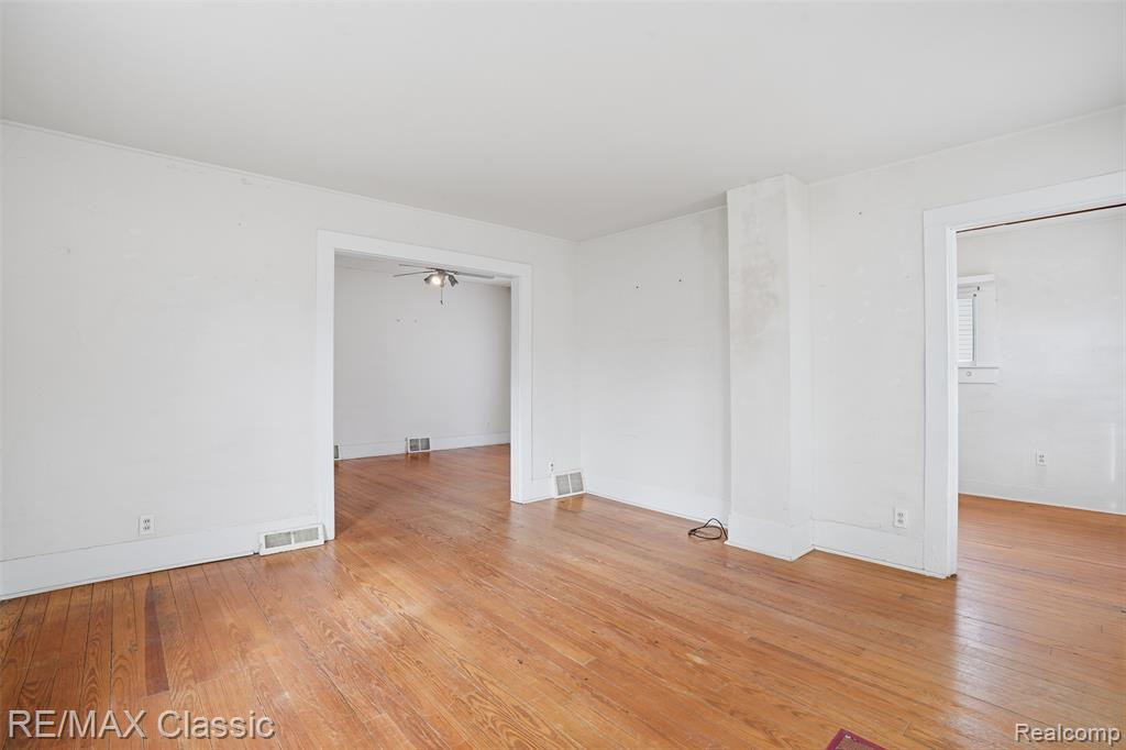 226 Franklin Street, Milford, MI 48381 — Photo 6