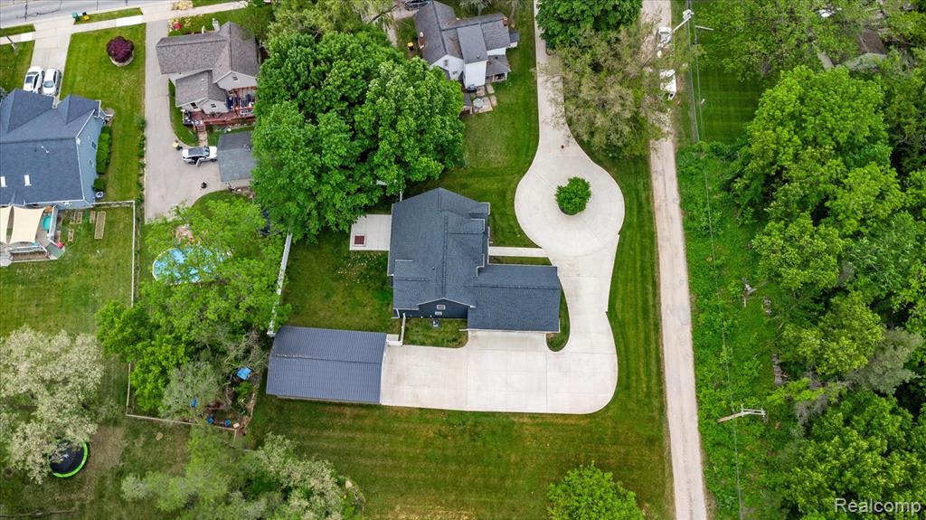 595 BRIGHTON LAKE RD, Brighton, MI 48116 — Photo 71