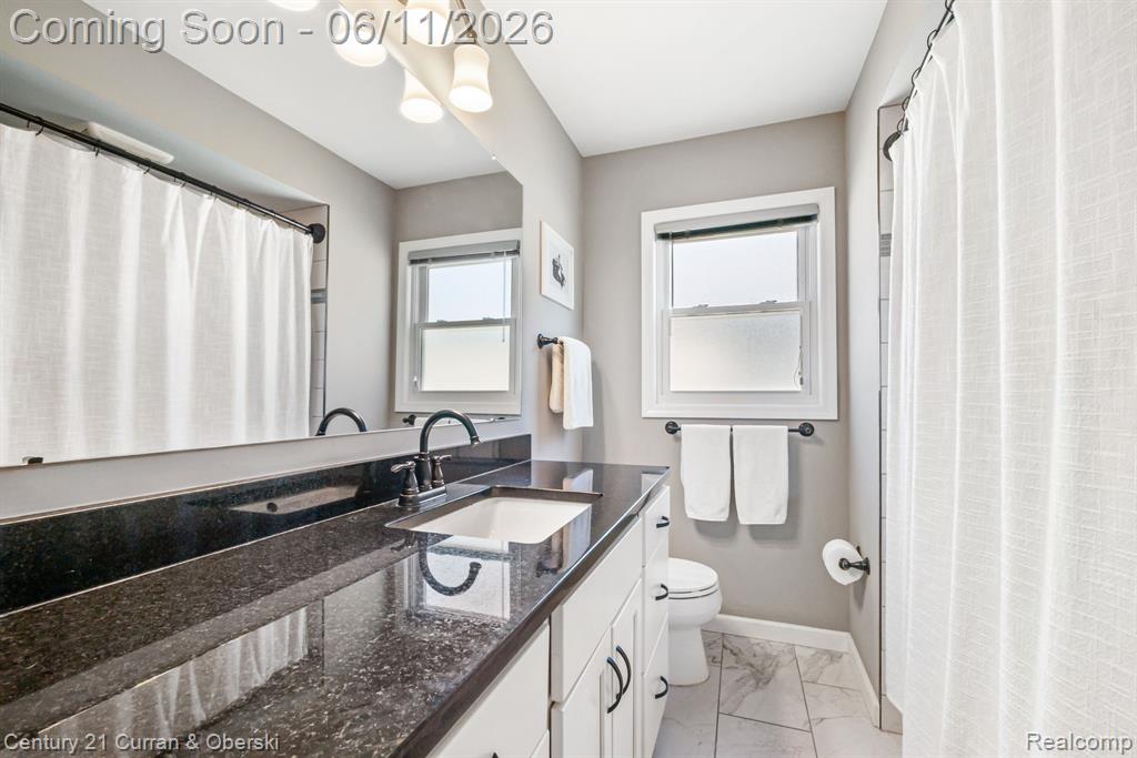 704 N Edison Avenue, Royal Oak, MI 48067 — Photo 21