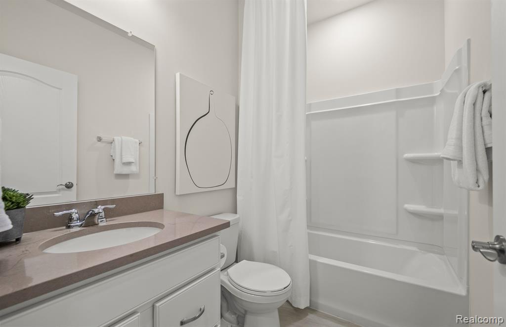 42823 Arbor Drive, Clinton Twp, MI 48038 — Photo 20