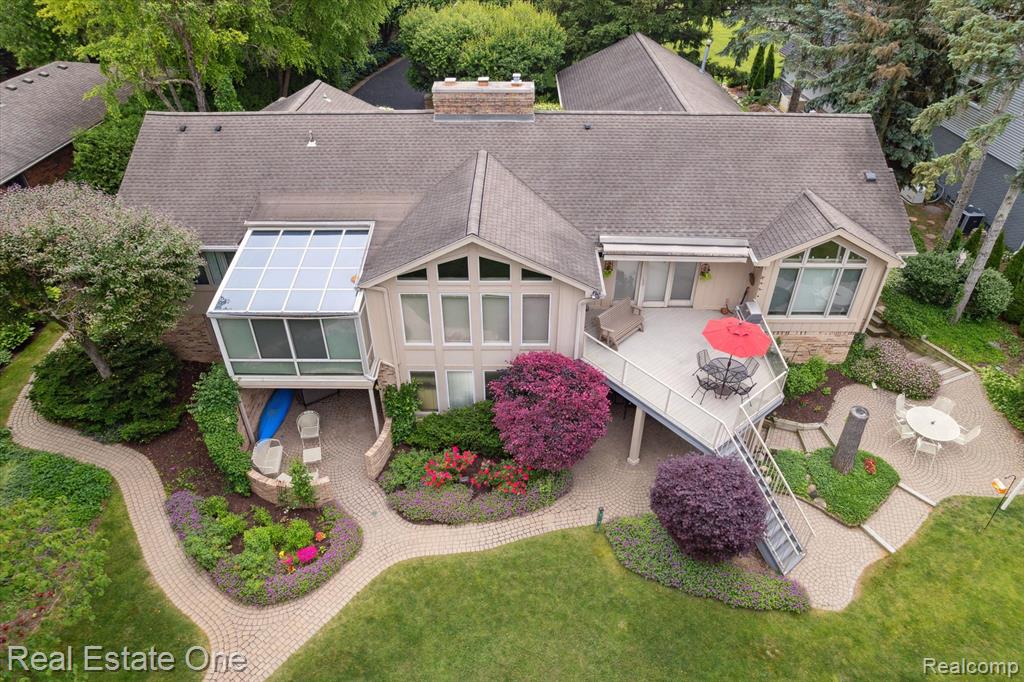 5161 Ledgewood Drive, Commerce Twp, MI 48382 — Photo 60