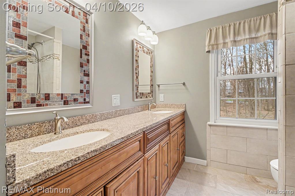 28861 Forest Ridge Drive, Farmington, MI 48331 — Photo 27