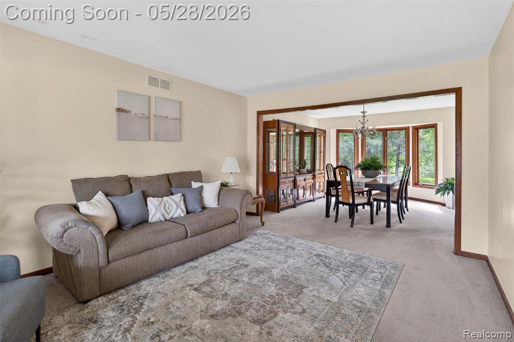3411 Foxhollow Court, Washington, MI — Photo 10