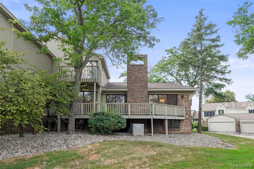 7208 Creeks Bend Drive, West Bloomfield, MI — Photo 26