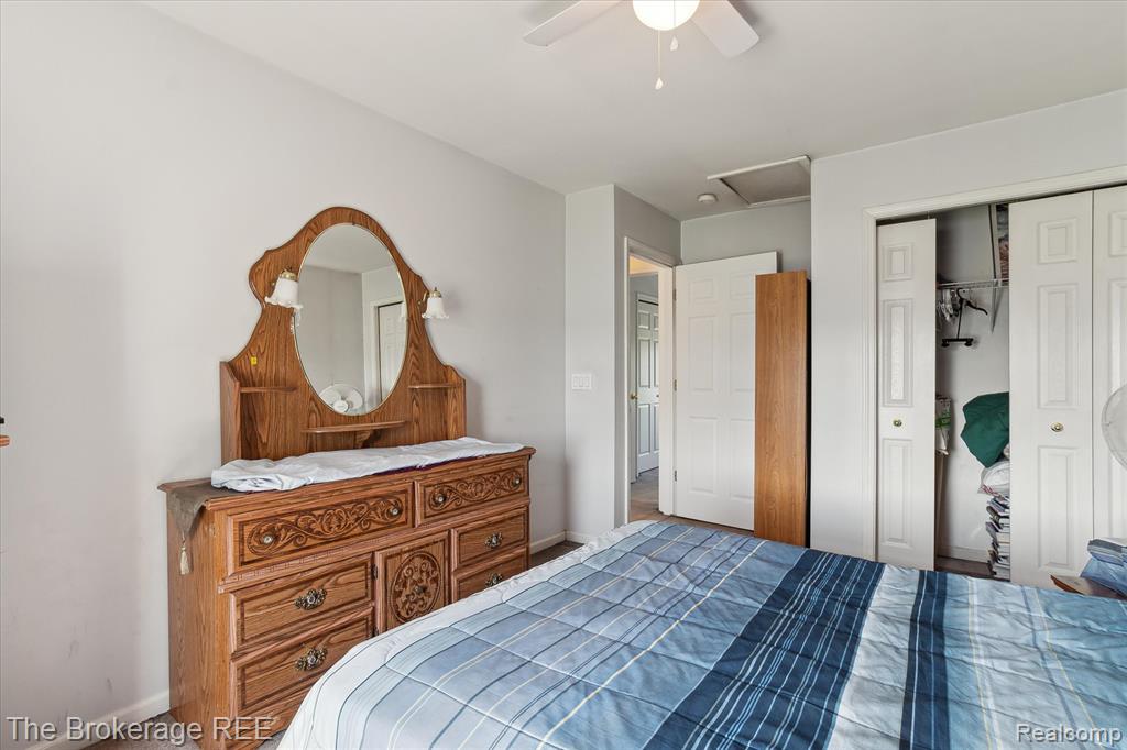 4104 Pond Run, Canton, MI 48188 — Photo 40