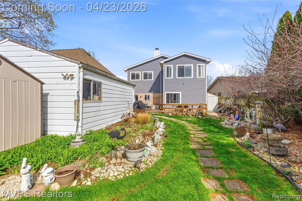 39415 E Archer Drive, Harrison Township, MI — Photo 35