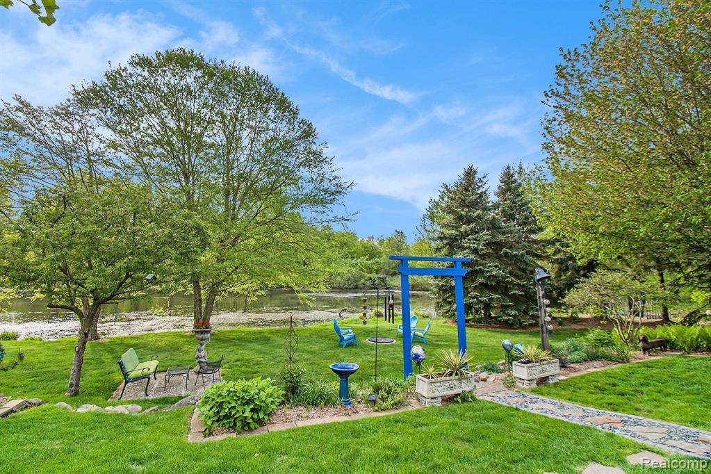 6457 Grand Circle Drive, Brighton, MI 48116 — Photo 28