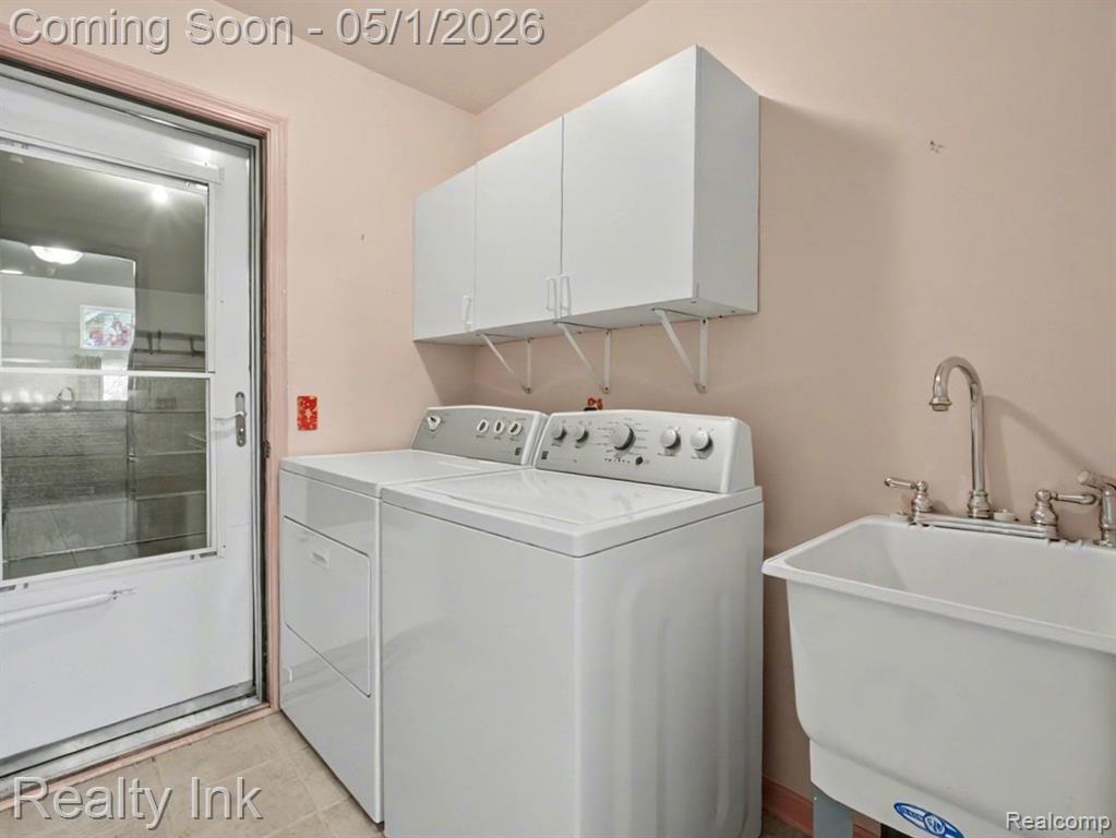 25419 Bohn Court, Flat Rock, MI 48134 — Photo 7