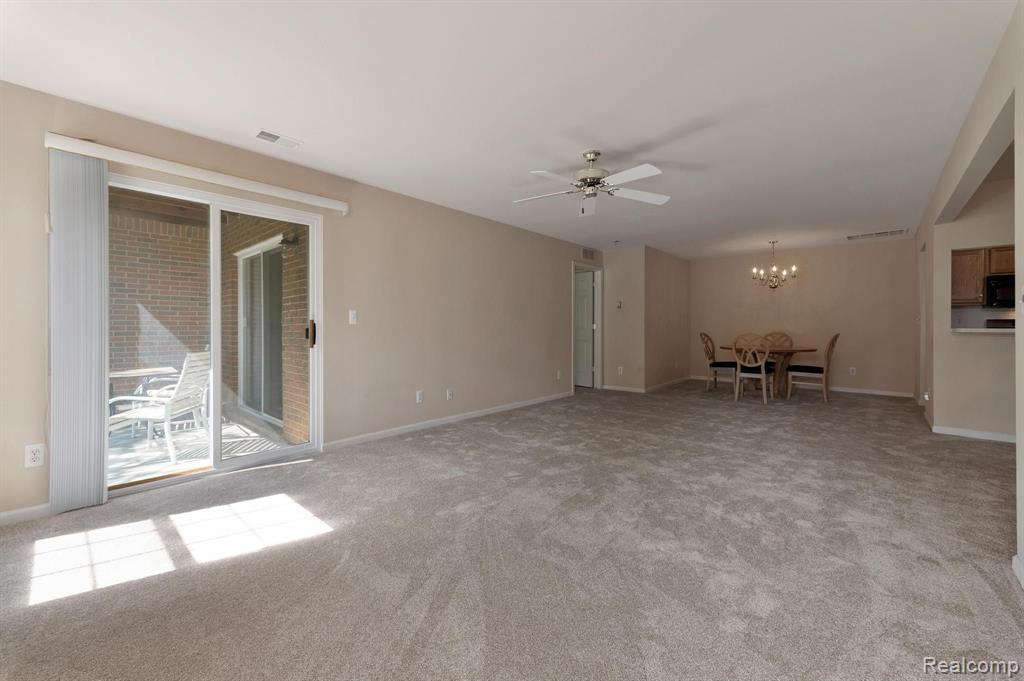 46254 CAVALIER Drive, Macomb, MI 48044 — Photo 7