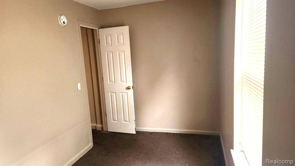 98 ELDREDGE Street, Mount Clemens, MI 48043 — Photo 15