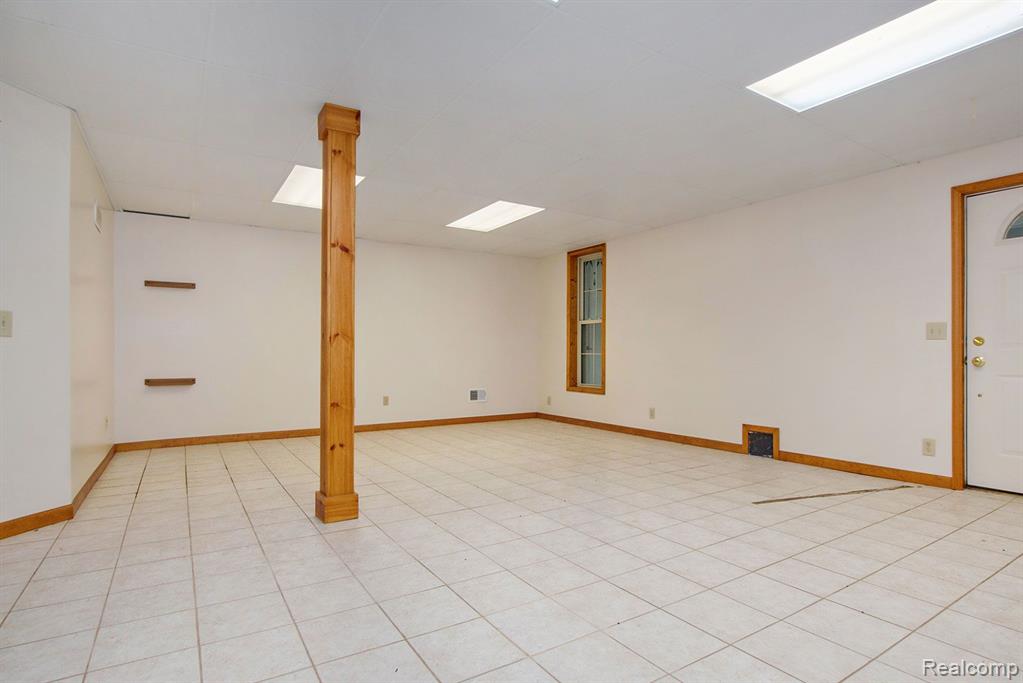9001 Bergin Road, Howell, MI 48843 — Photo 36