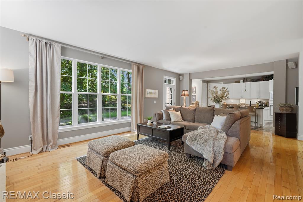 6303 Ridge Hollow Lane, Davisburg, MI 48350 — Photo 14
