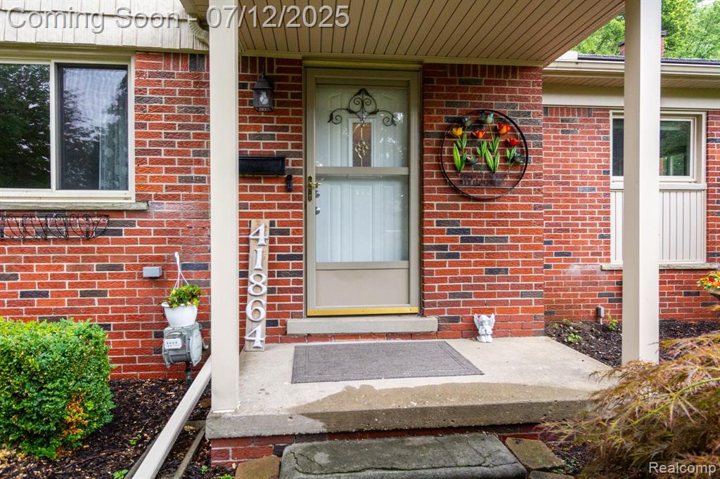 41864 Brentwood Drive, Plymouth, MI 48170 — Photo 4