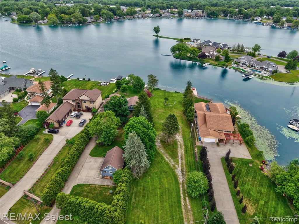 14189 Swanee Beach Drive - Photo 5