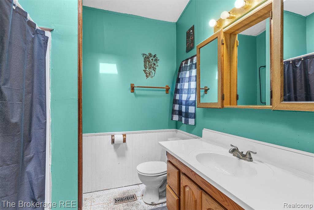 6829 West Street, North Branch, MI 48461 — Photo 16