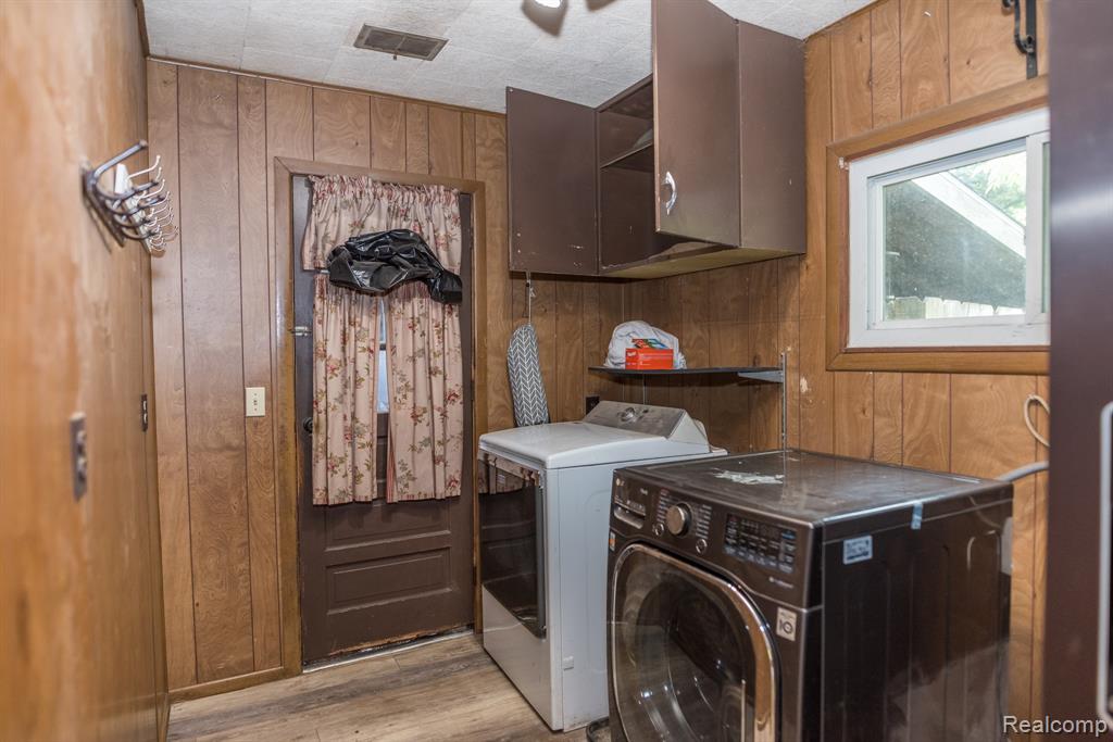 4216 Parker Road, Fort Gratiot, MI 48059 — Photo 17