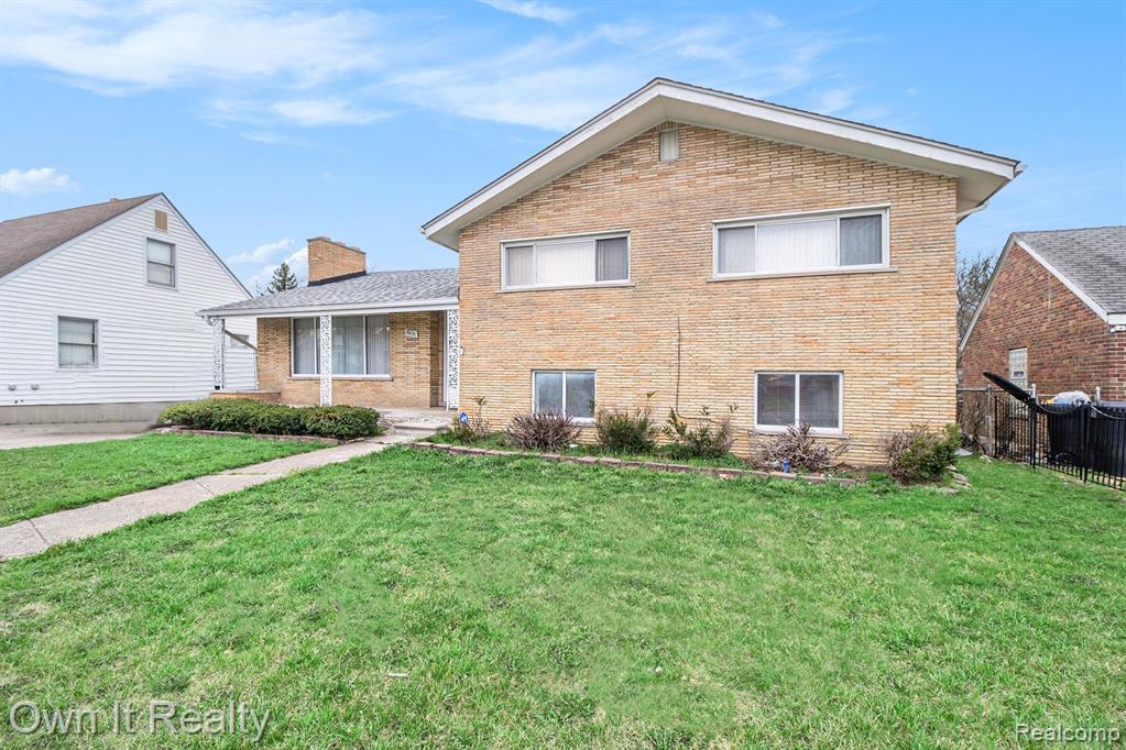 8651 EVERGREEN Avenue, Detroit, MI 48228 — Photo 2
