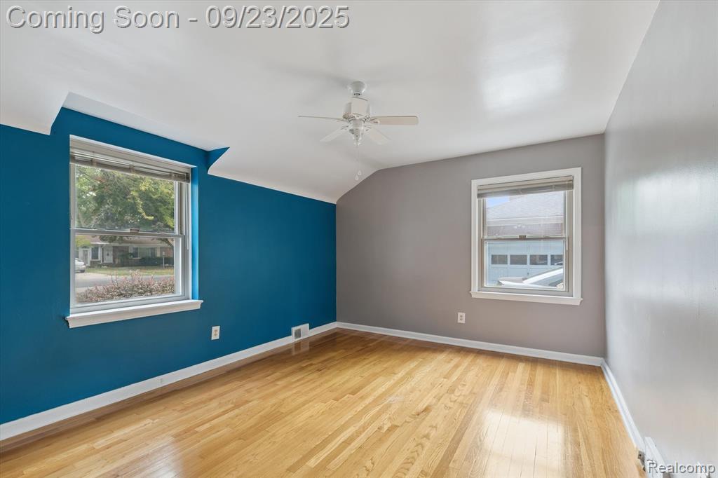 18797 Wiltshire Boulevard, Lathrup Village, MI 48076 — Photo 33