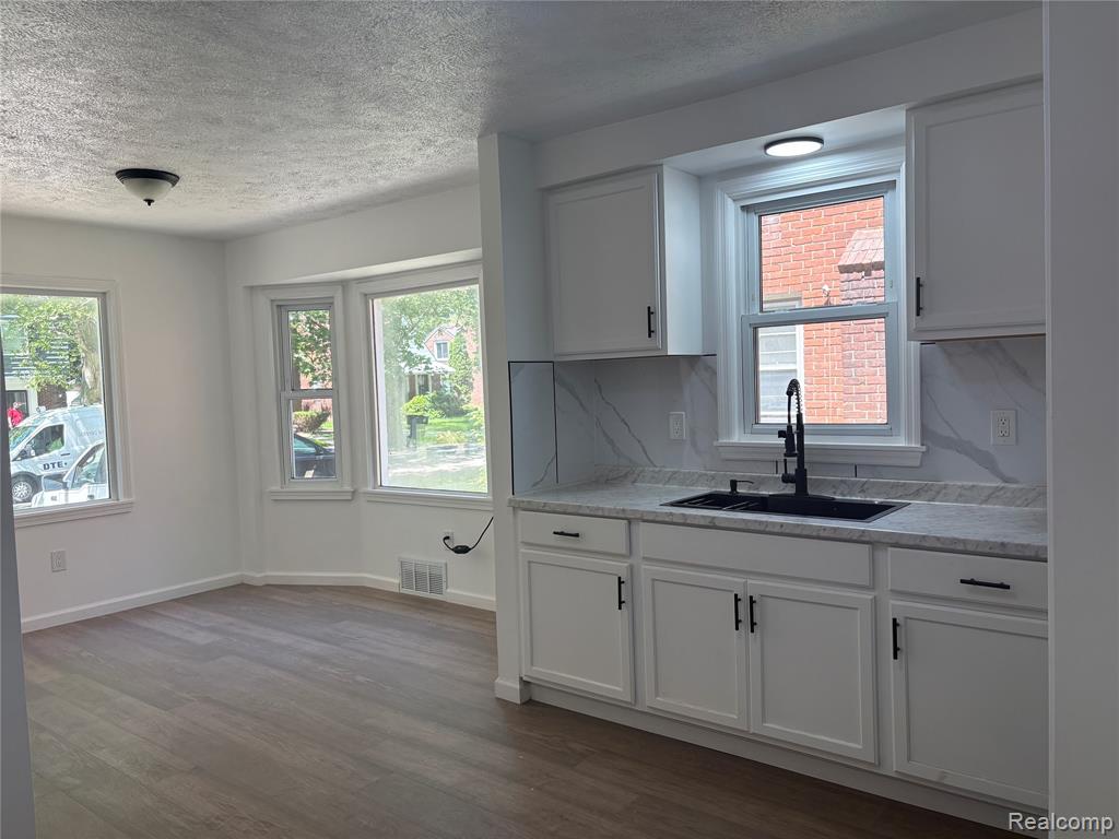 11552 Nottingham Road, Detroit, MI 48224 — Photo 3