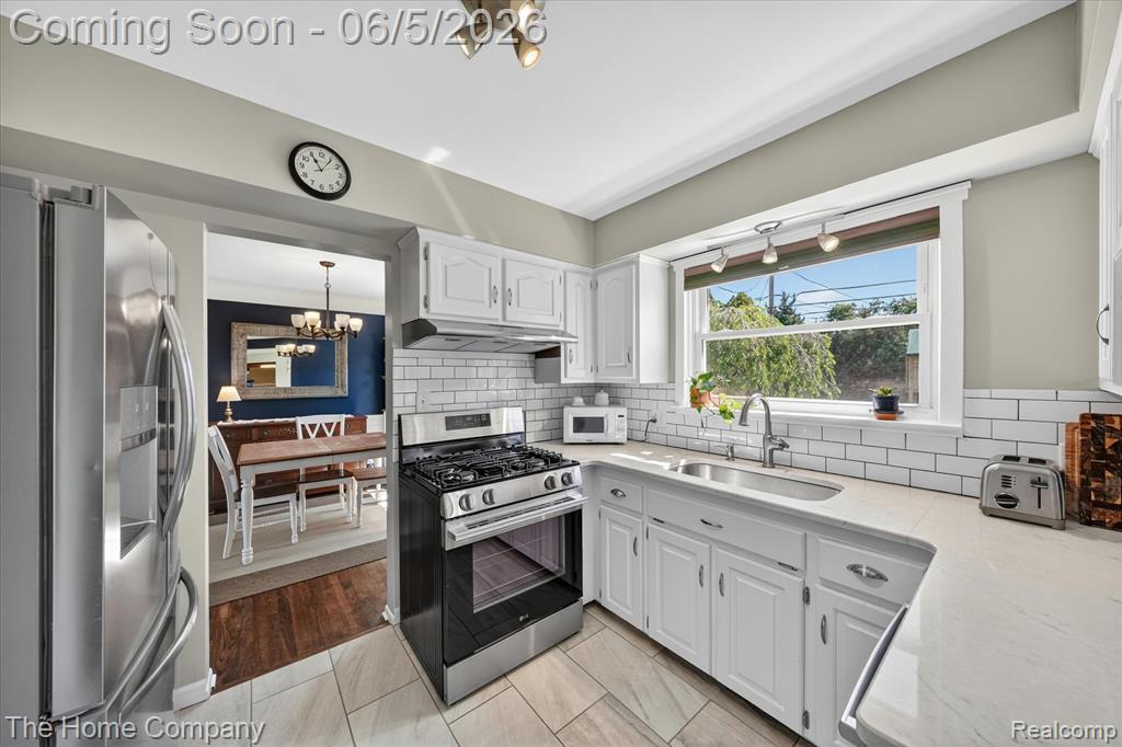 31302 Saratoga Avenue, Warren, MI 48093 — Photo 17