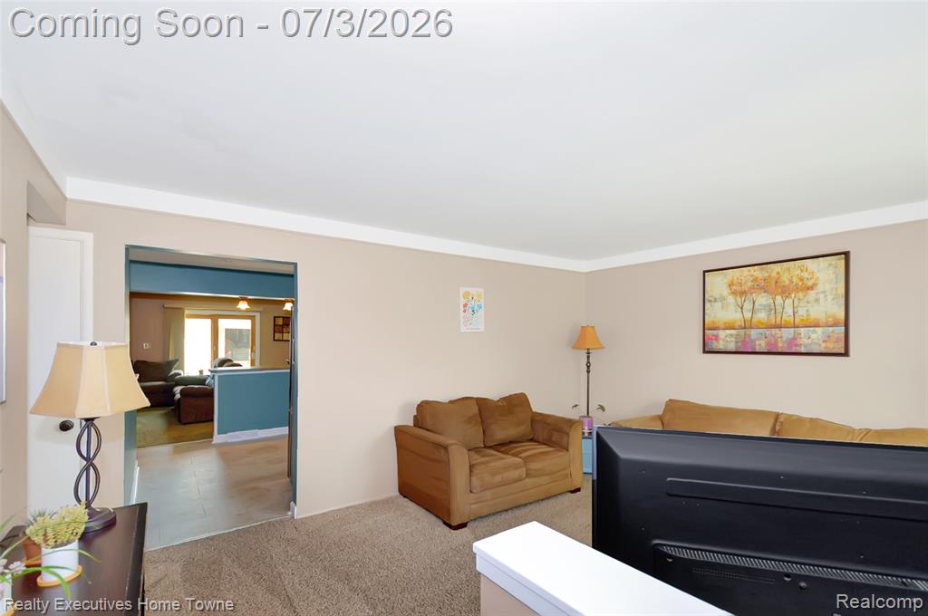 4721 Parent Avenue, Warren, MI 48092 — Photo 5