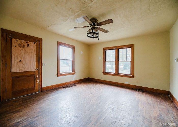 328 W CANAL, Tekonsha, MI 49092 — Photo 6