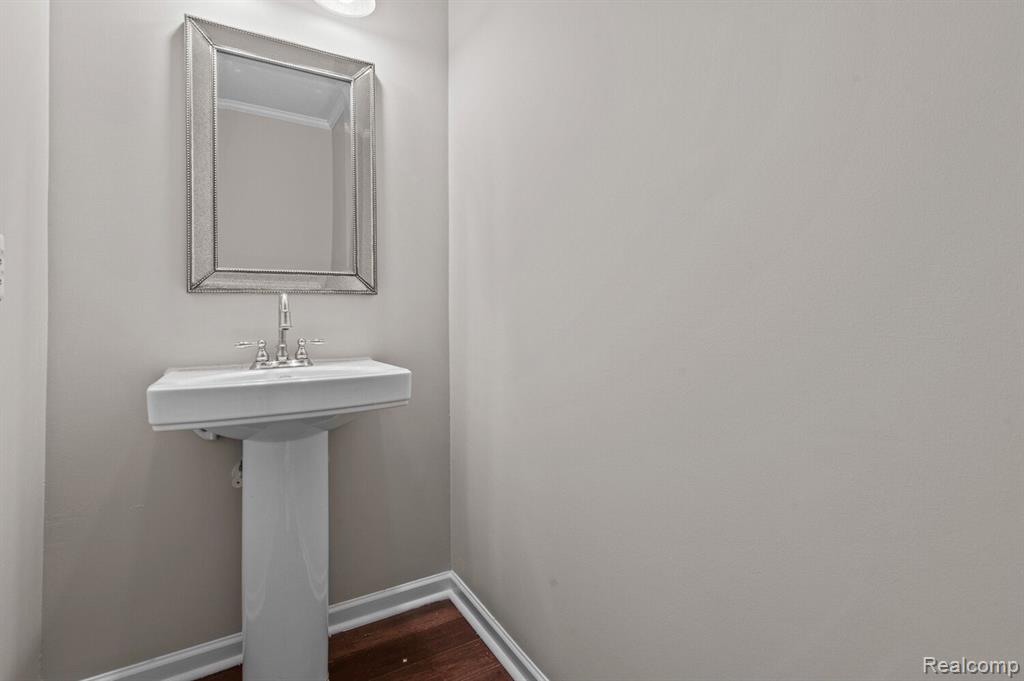 43441 BARCLAY Way, Canton, MI 48188 — Photo 12