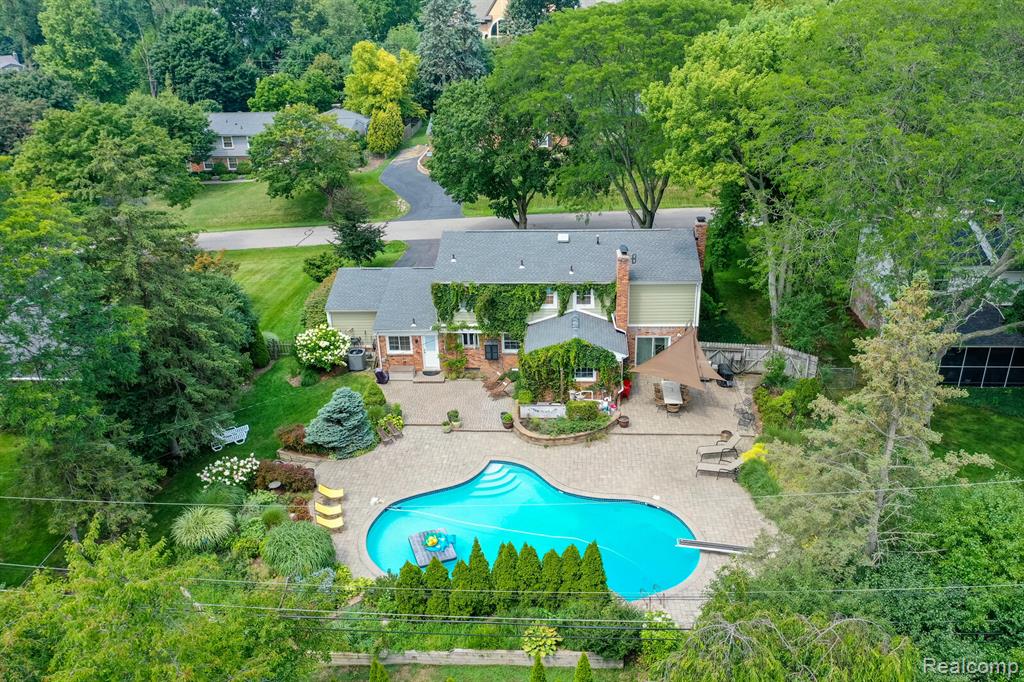 1651 Hoit Tower Drive, Bloomfield, MI 48302 — Photo 40