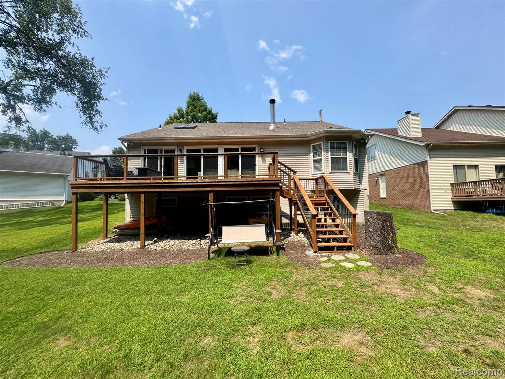 513 River Ridge Drive, Waterford, MI 48327 — Photo 3