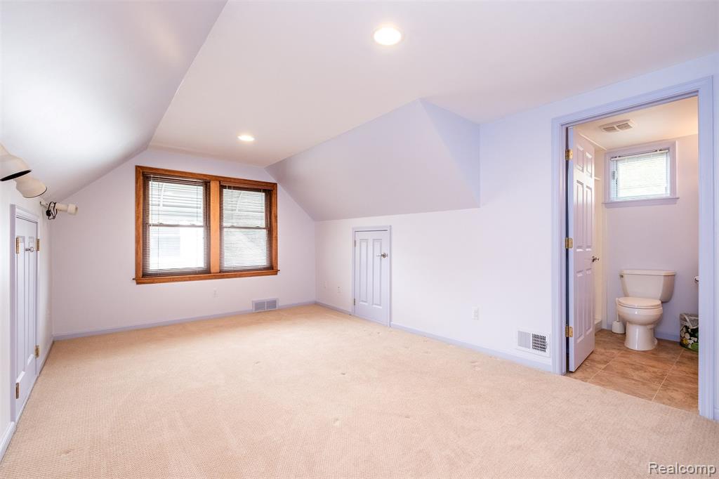 1863 Thomas Avenue, Berkley, MI 48072 — Photo 32