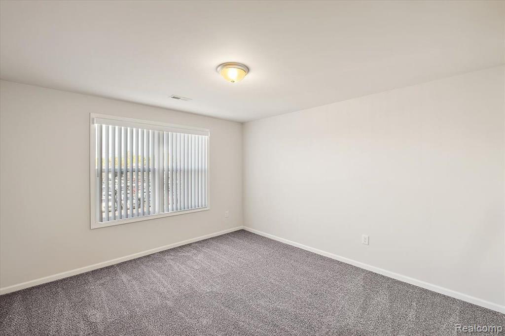 8286 Heywood Circle, Sterling Heights, MI 48312 — Photo 18