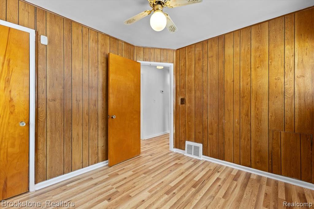 951 Argyle Avenue, Pontiac, MI 48341 — Photo 14