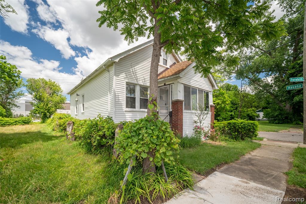 702 Fernhill Street, Highland Park, MI 48203 — front exterior