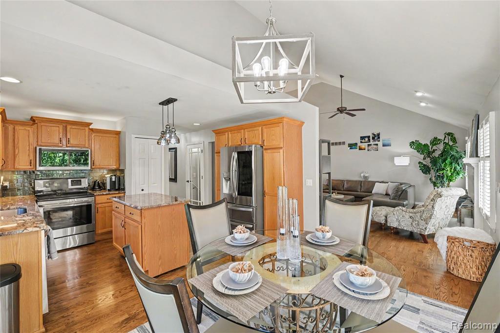 1281 Deer Creek Trail, Grand Blanc, MI 48439 — Photo 8