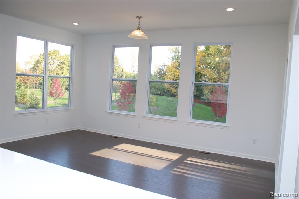 7296 Evergreen Trail, Almont, MI, 48003