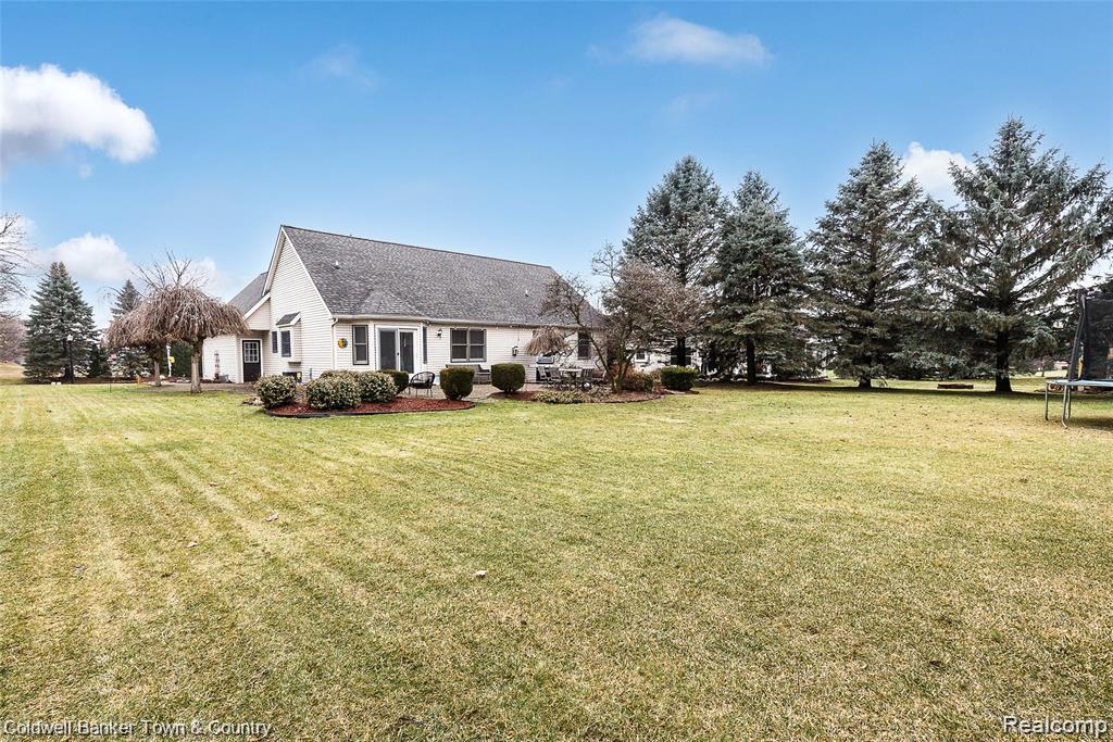 6322 E Horseshoe Trail, Linden, MI 48451 — Photo 7
