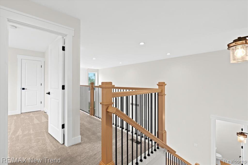 7829 Trailside Court, West Bloomfield, MI 48323 — Photo 24