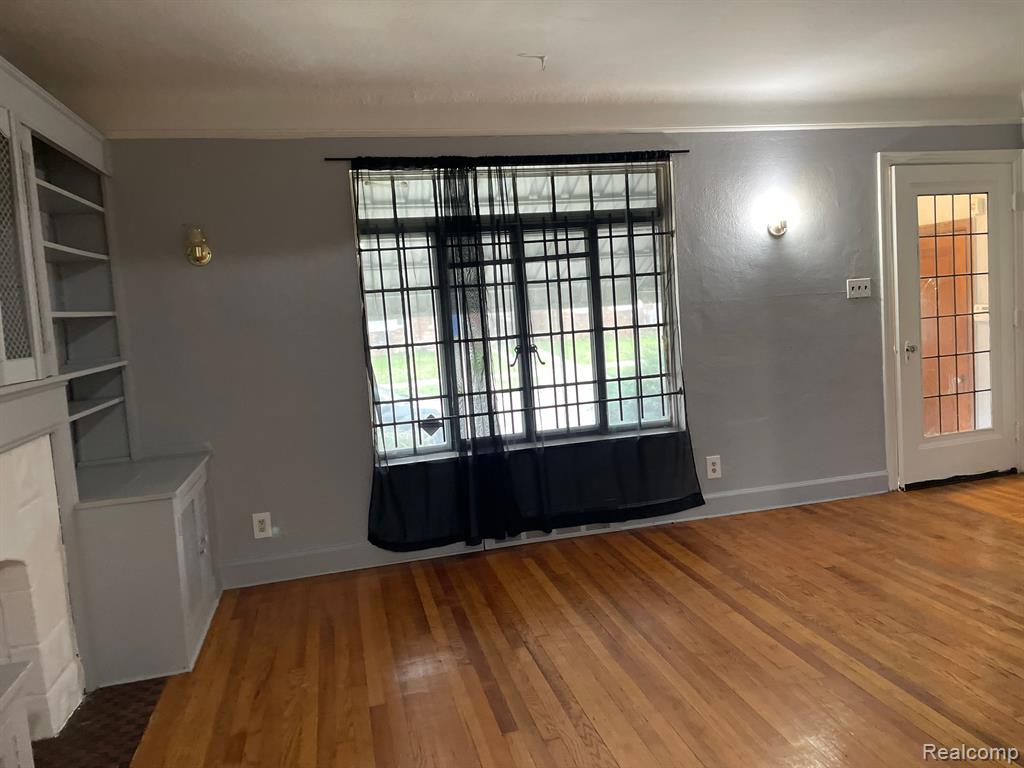 9241 MANISTIQUE Street, Detroit, MI 48224 — Photo 5