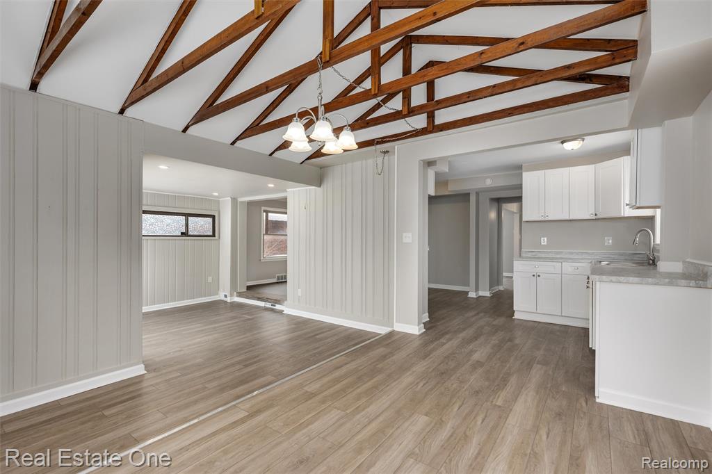 19196 Berden Street, Grosse Pointe, MI 48236 — Photo 14